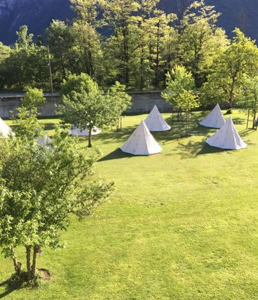 Ostello & Camping Riposo Hotel Losone Exterior foto